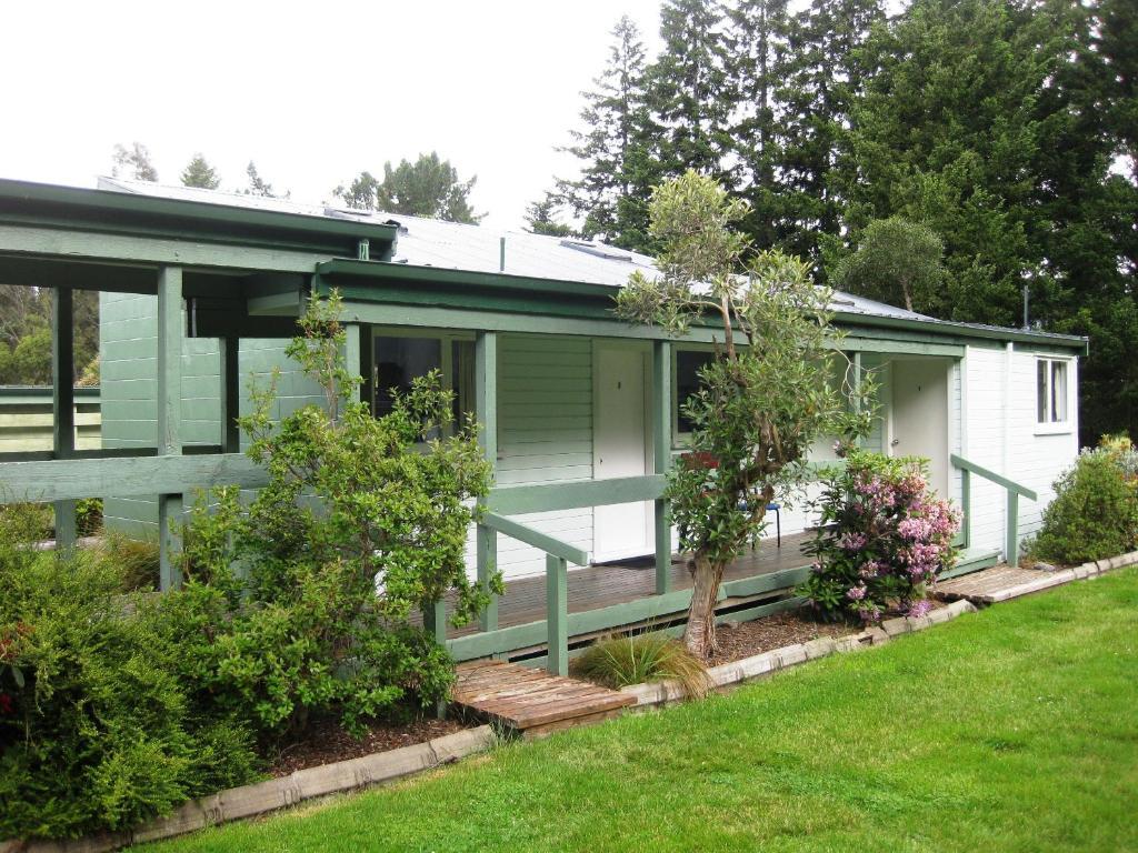 Alpine Holiday Apartments & Campground แฮนเมอร์สปริงส์ ห้อง รูปภาพ