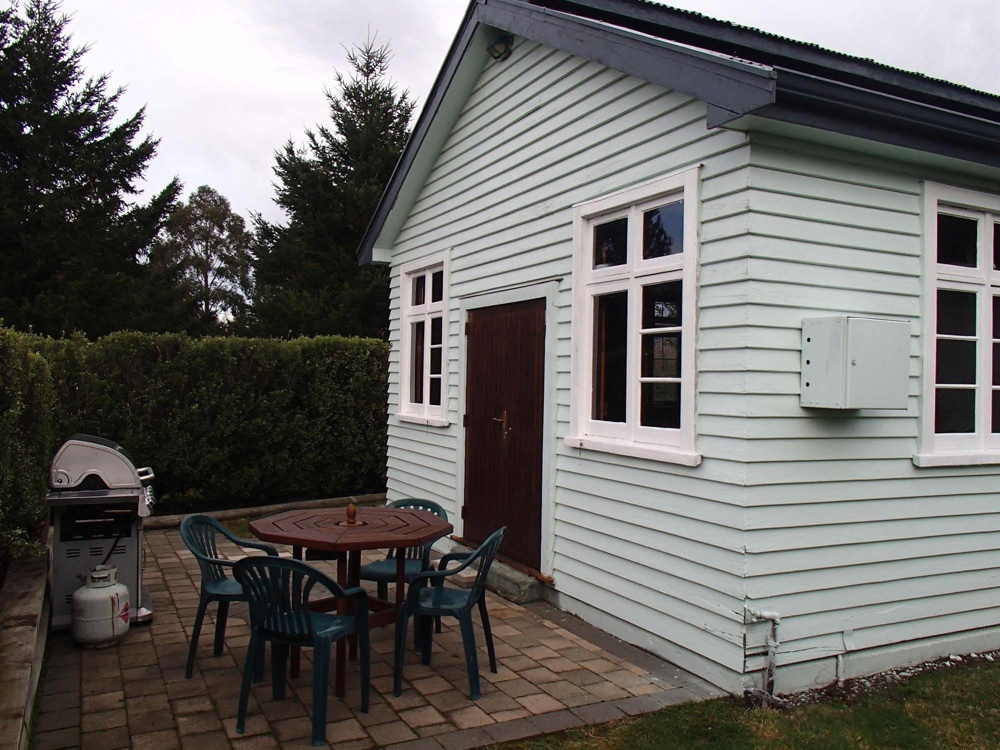 Alpine Holiday Apartments & Campground แฮนเมอร์สปริงส์ ภายนอก รูปภาพ